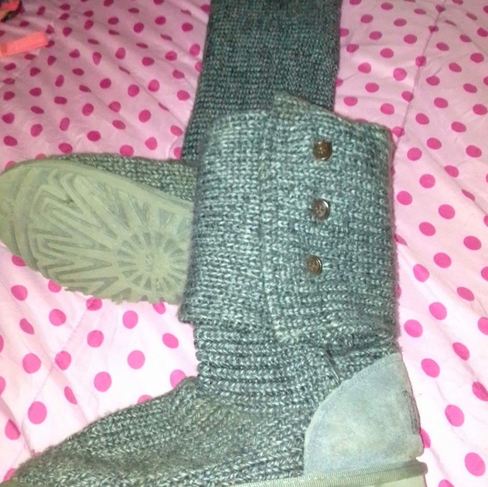 Gray Knit uggs - Picture 6 of 7